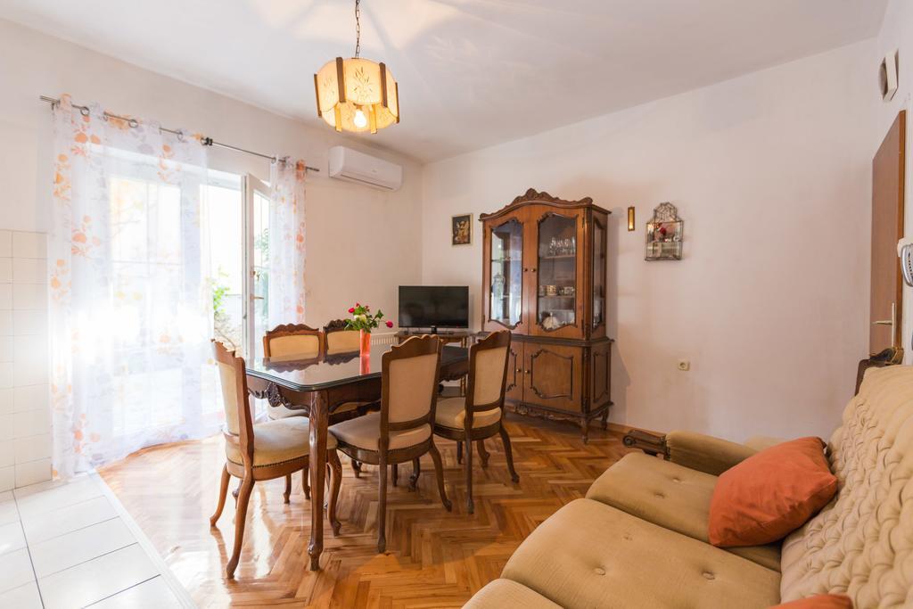 Appartamento Feel Šibenik Esterno foto