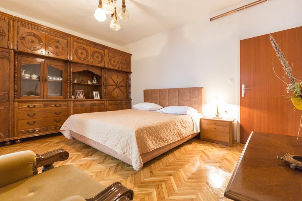 Appartamento Feel Šibenik Esterno foto