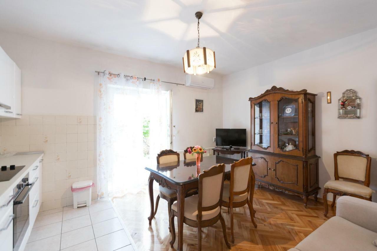 Appartamento Feel Šibenik Esterno foto